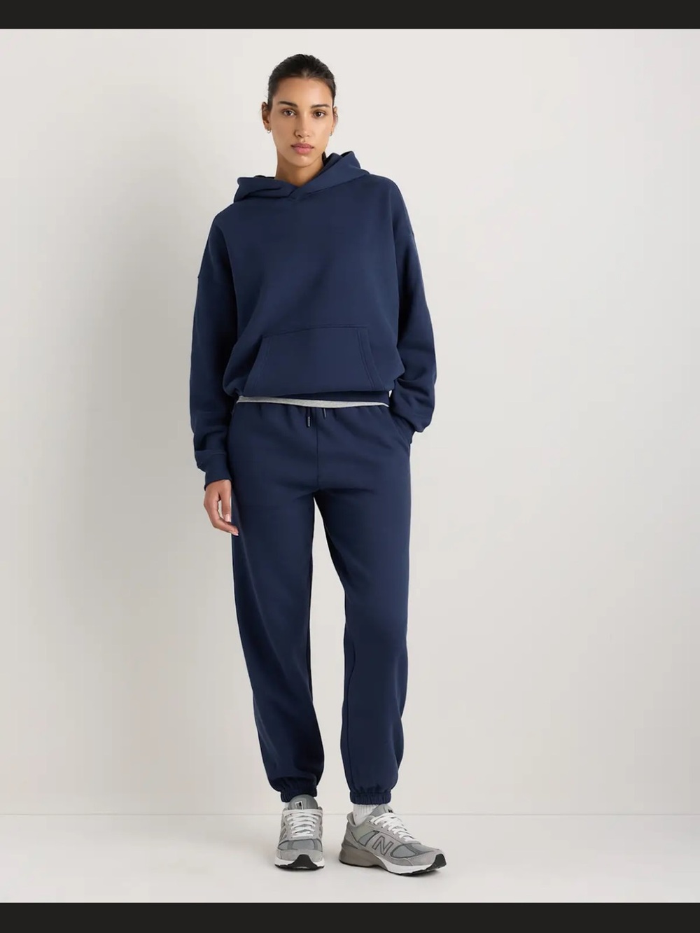 quince everyday fleece hoodie - Picture 2 of 10